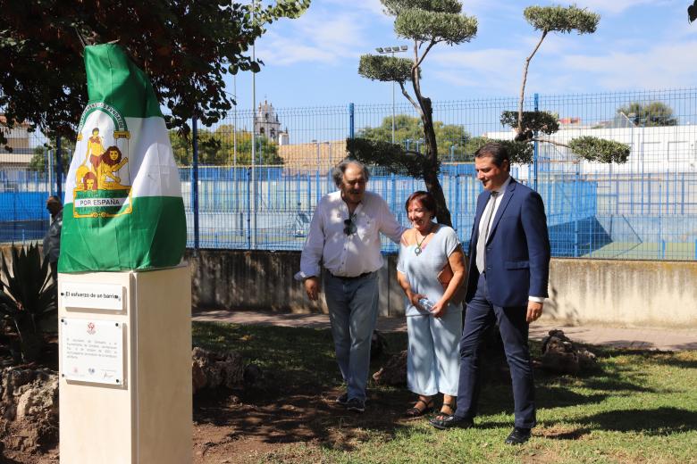 Inauguración del monumento conmemorativo del cincuenta aniversario del barrio Santuario