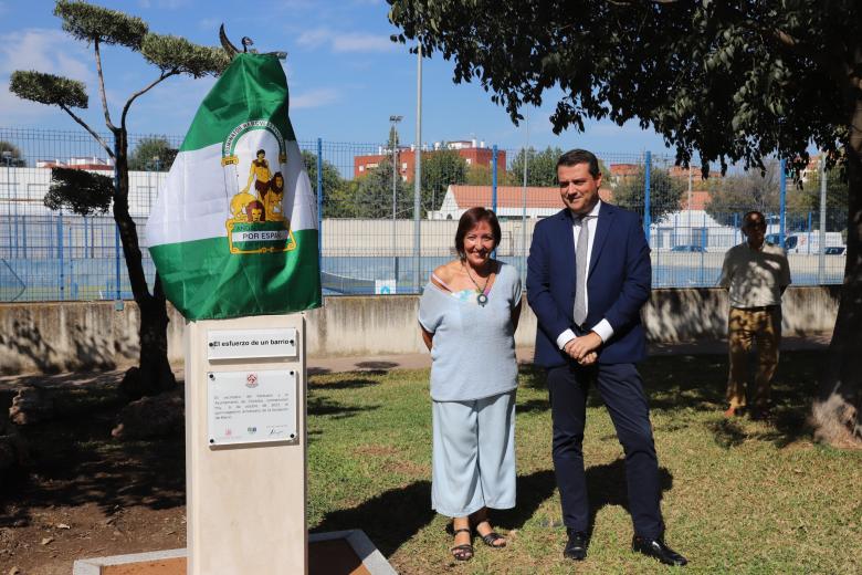 Inauguración del monumento conmemorativo del cincuenta aniversario del barrio Santuario