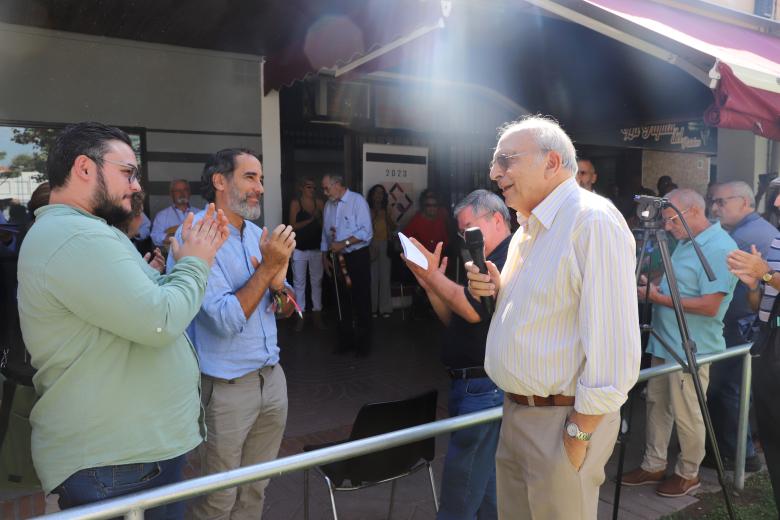 Inauguración del monumento conmemorativo del cincuenta aniversario del barrio Santuario