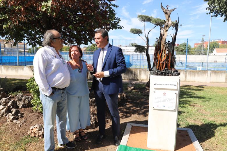 Inauguración del monumento conmemorativo del cincuenta aniversario del barrio Santuario