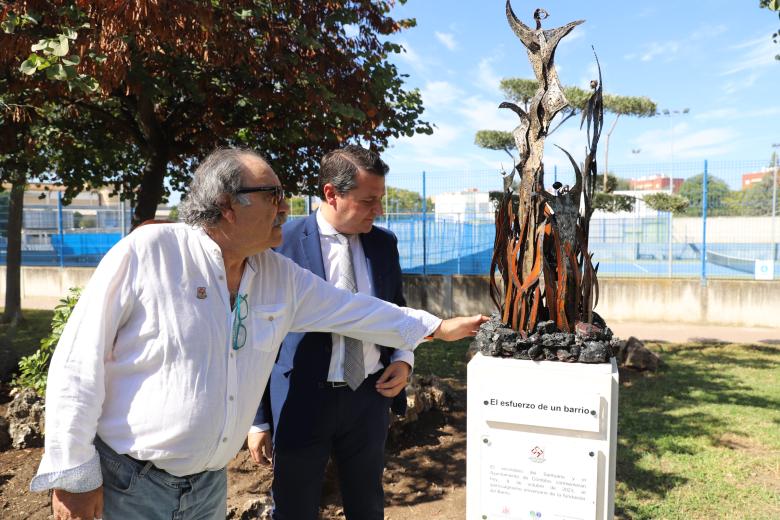 Inauguración del monumento conmemorativo del cincuenta aniversario del barrio Santuario