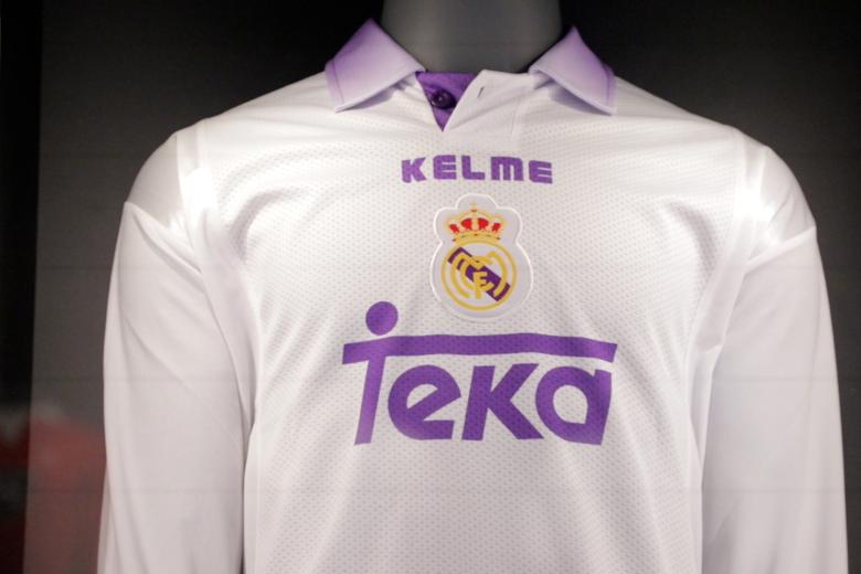 La mítica camiseta con la que el Real Madrid ganó la Séptima Copa de Europa en 1998: corresponde al héroe Pedja Mijatovic