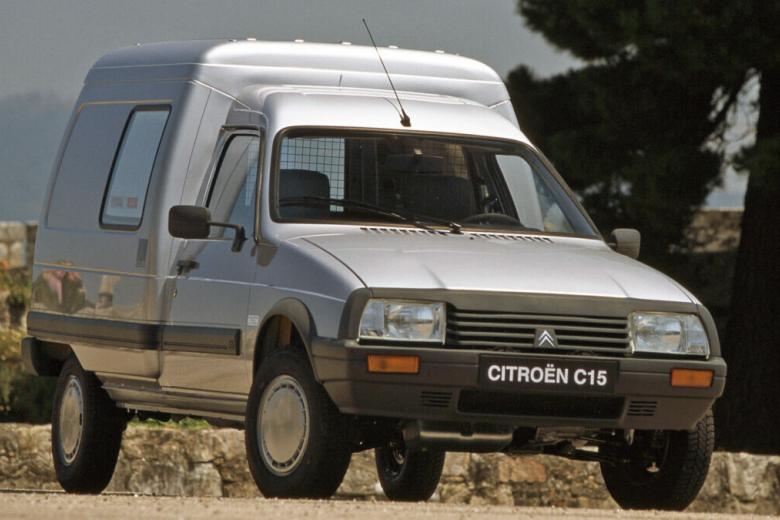 Citroën C15.