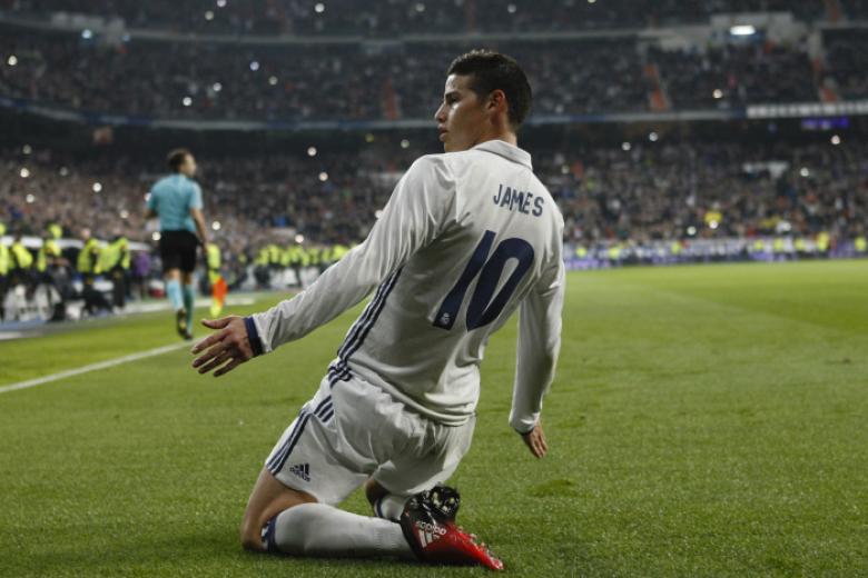 James Rodríguez (75 millones); el colombiano llegó al Real Madrid en 2014, después de ser  uno de los mejores jugadores de ese mundial. Fue de más a menos, se marchó cedido al Bayern Múnich y después regresó. Se ganó el cariño de la afición y se marchó en 2020 al Everton