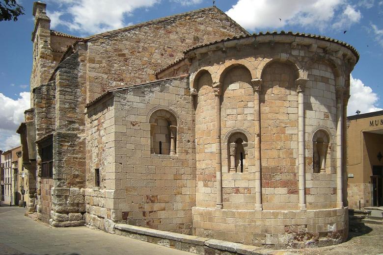 Iglesia de Santa María la Nueva