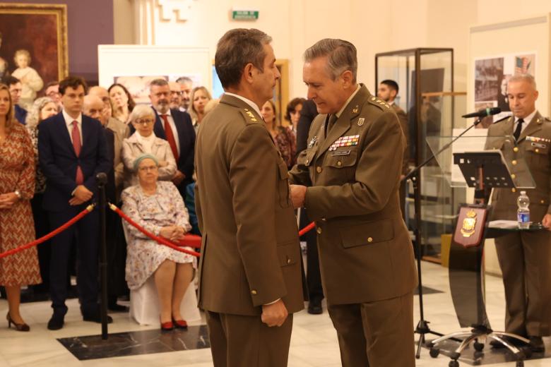 Toma de posesión del coronel José María Ortega como nuevo subdelegado de Defensa en Córdoba