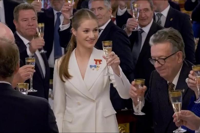 Brindis de Leonor