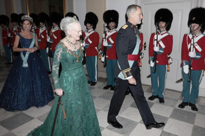 Spanish Kings Felipe VI and Queen Letizia with Queen Margrethe II of Denmark attending official dinner ceremony for Spanish King on the ocassion of their official visit to Denmark at the RoyalChristianborgPalace in Copenhague on Monday, 6 November 2023.