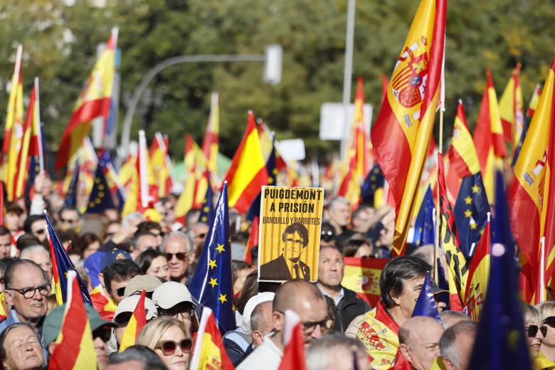 Otros piden prisión para el líder fugado de Junts, Carles Puigdemont; y para el presidente del Gobierno Pedro Sánchez