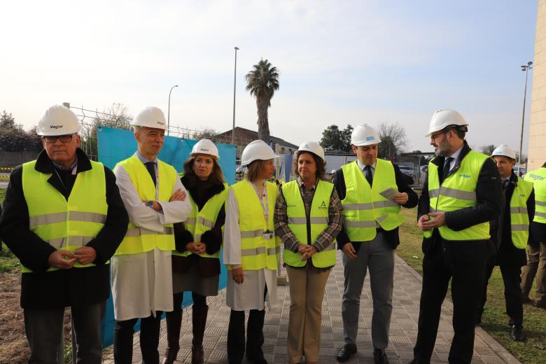 Catalina García presenta el proyecto del nuevo edificio de consultas externas materno infantil del Hospital Universitario Reina Sofía