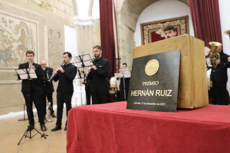 Entrega del premio Hernán Ruiz