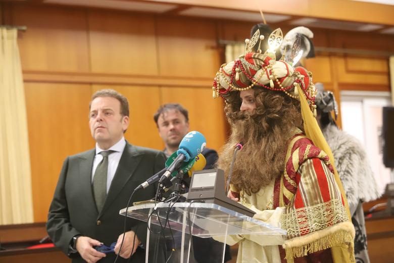 La llegada de los Reyes Magos al Ayuntamiento de Córdoba, en imágenes