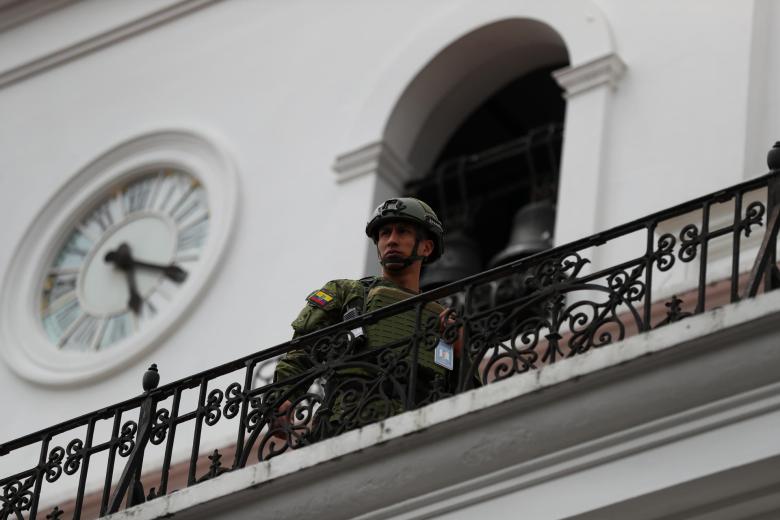 Los incidentes en las cárceles del país se han extendido a las calles.