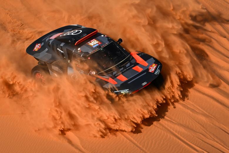 La arena es uno de los grandes inconvenientes a los que se enfrentan los pilotos del Dakar