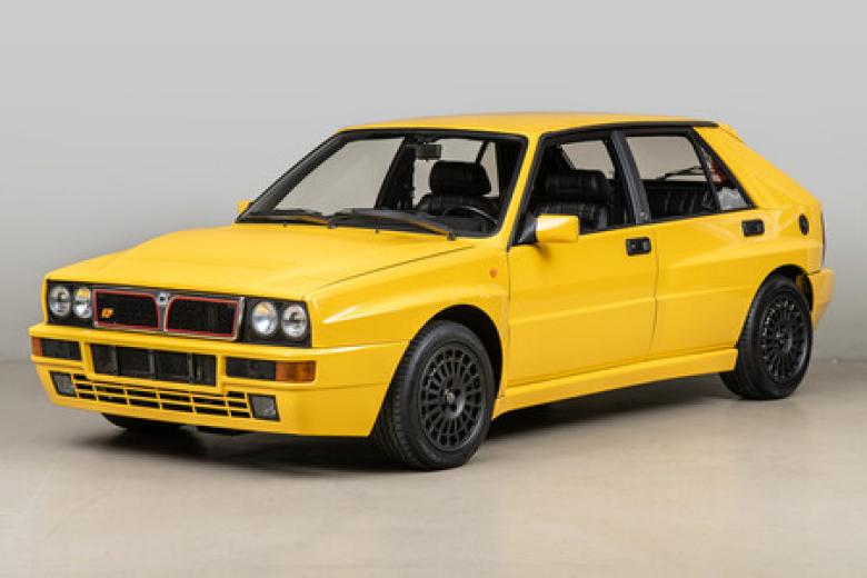 Lancia Delta Integrale. Quizá junto con el Toyota Celica y el Ford Focus WRC los coches más míticos de la imponente carrera del piloto. Del Lancia se conservan muy pocas unidades con un valor de mercado superior a los 120.000 euros, de este coche se comenta que gasta combustible hasta parado