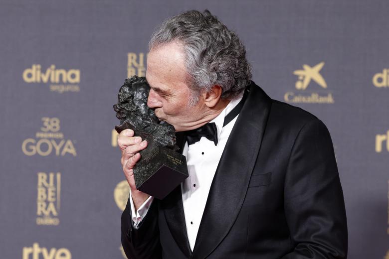 José Coronado ganó el Goya a mejor actor de reparto, por la película Cerrar los ojos dirigida por Víctor Erice