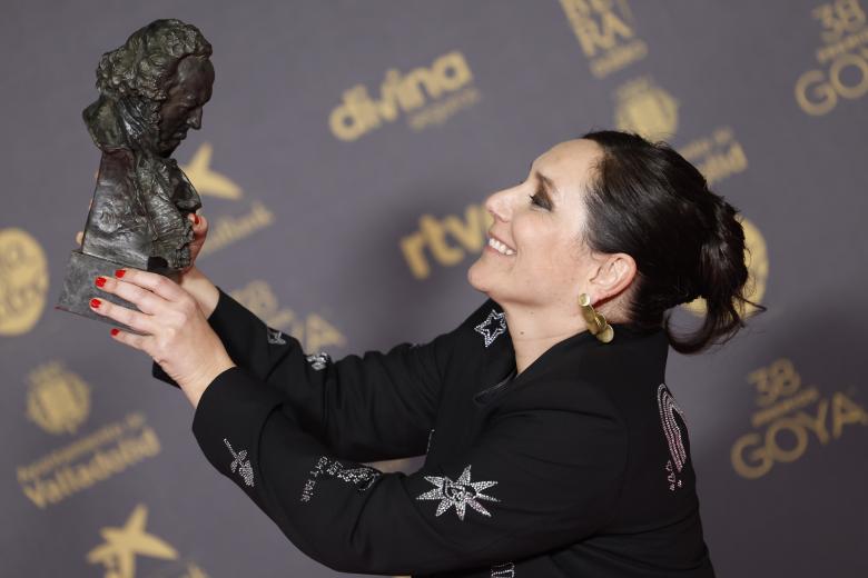 Margarita Huguet se alza con el Goya a mejor dirección de producción por su trabajo en La sociedad de la nieve