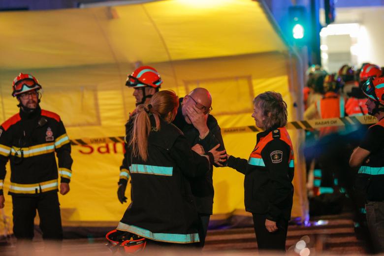 El incendio de Valencia deja al menos cuatro muertos