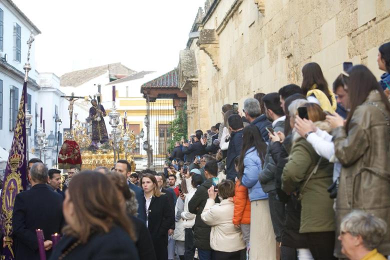 Procesión de regreso de Jesús del Calvario