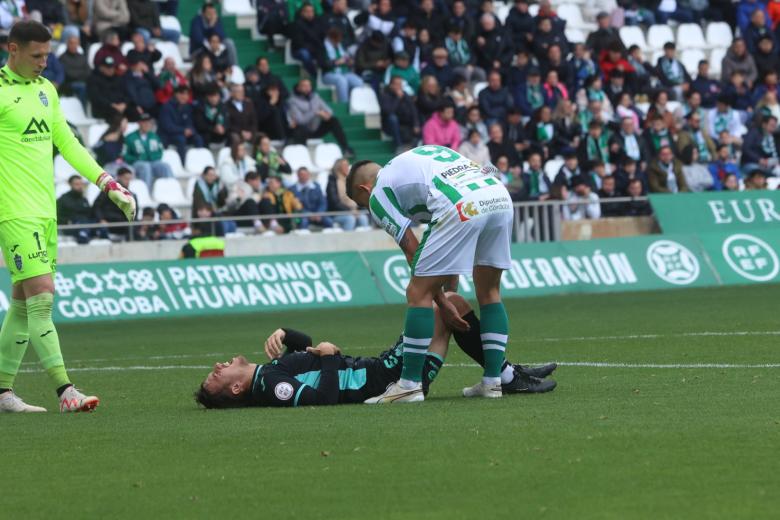 El Córdoba CF gana de nuevo ante su gente