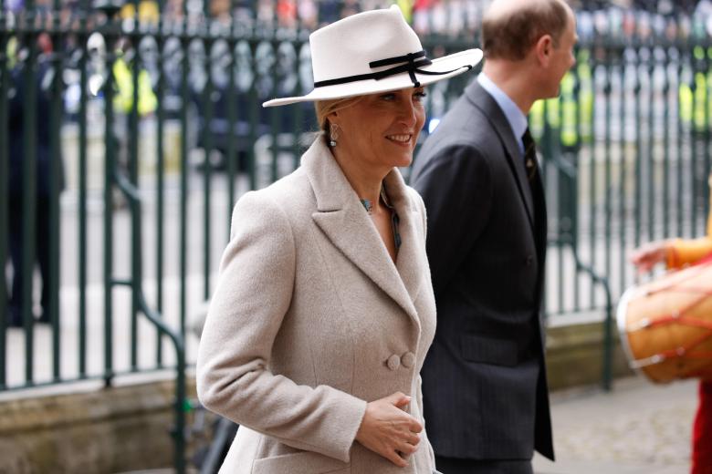 London (United Kingdom), 11/03/2024.- Britain's Queen Camilla arrives for the annual Commonwealth Day Service of Celebration at Westminster Abbey in London, Britain, 11 March 2024. Commonwealth Day is an annual celebration observed by people all over the Commonwealth. The theme for Commonwealth Day 2024 is 'One Resilient Common Future: Transforming our Commonwealth'. (Reino Unido, Londres) EFE/EPA/DAVID CLIFF