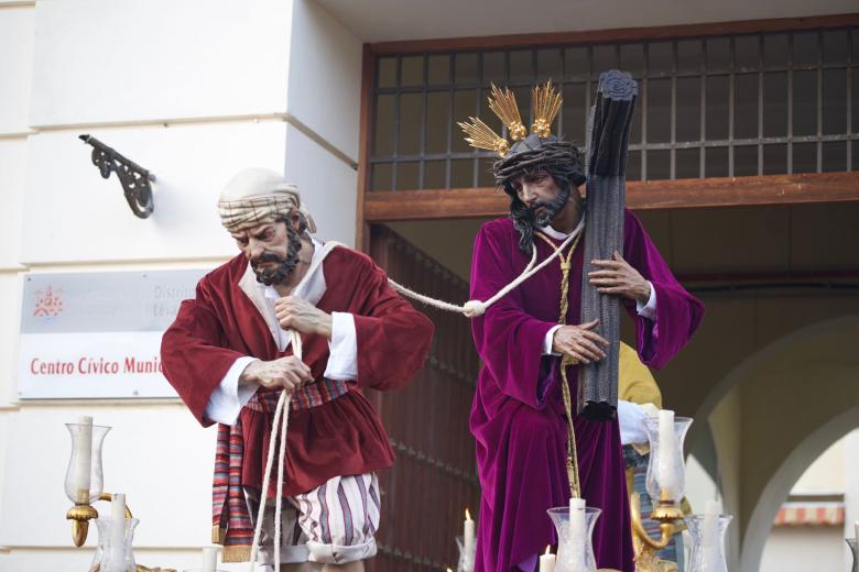 El Señor de las Tres Caídas pisa por primera vez las calles de Fátima