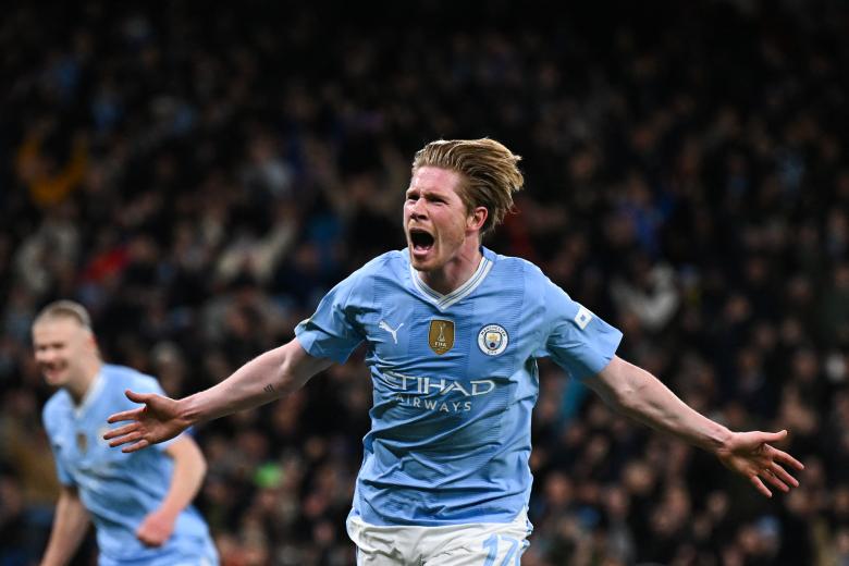 Kevin De Bruyne celebra tras anotar el gol del empate durante el partido de vuelta de cuartos de final de la Liga de Campeones