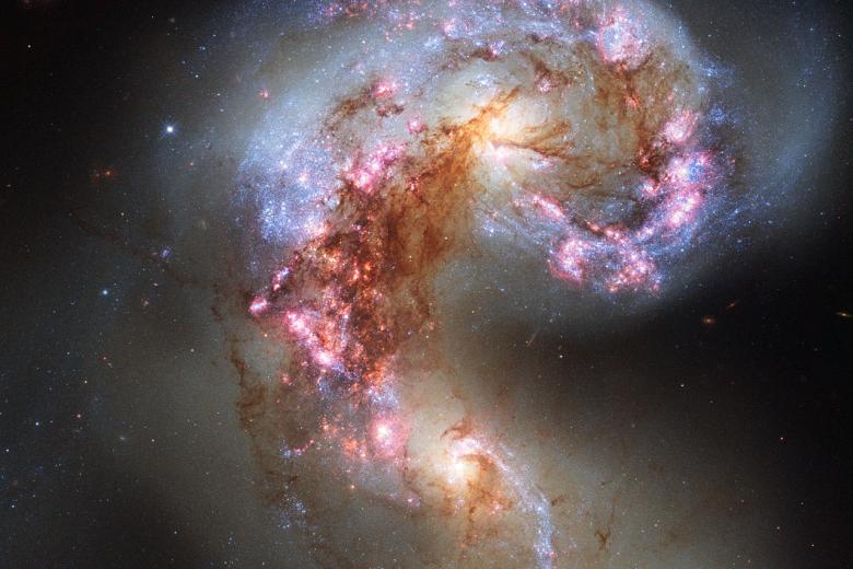 El Telescopio Espacial Hubble de NASA/ESA ha tomado la mejor imagen jamás vista de las Galaxias Antenas