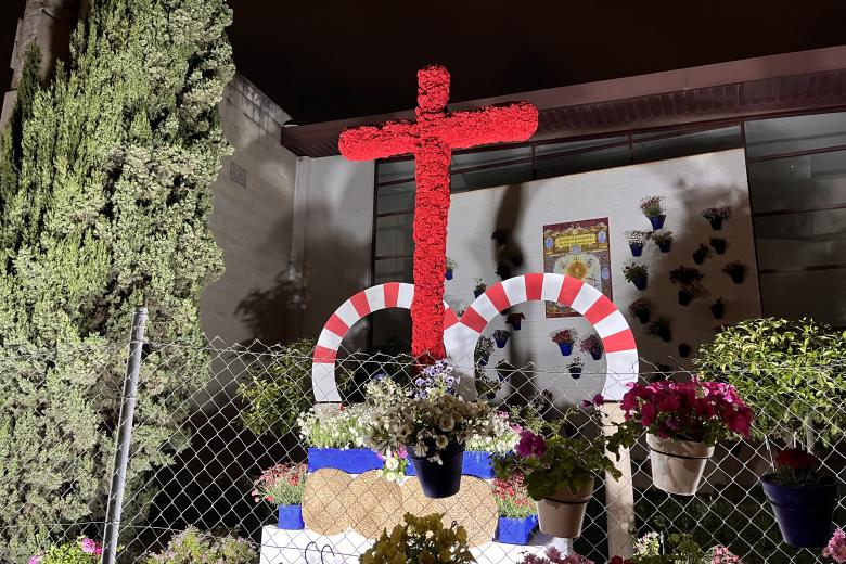 Cruz de Mayo de la hermandad de la Sagrada Cena