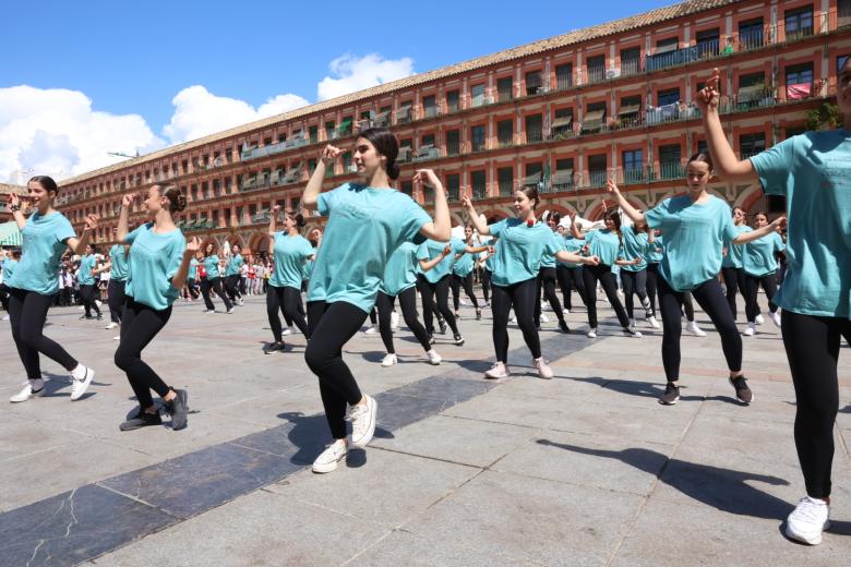 'flash mob' con motivo del Día Mundial de la Danza