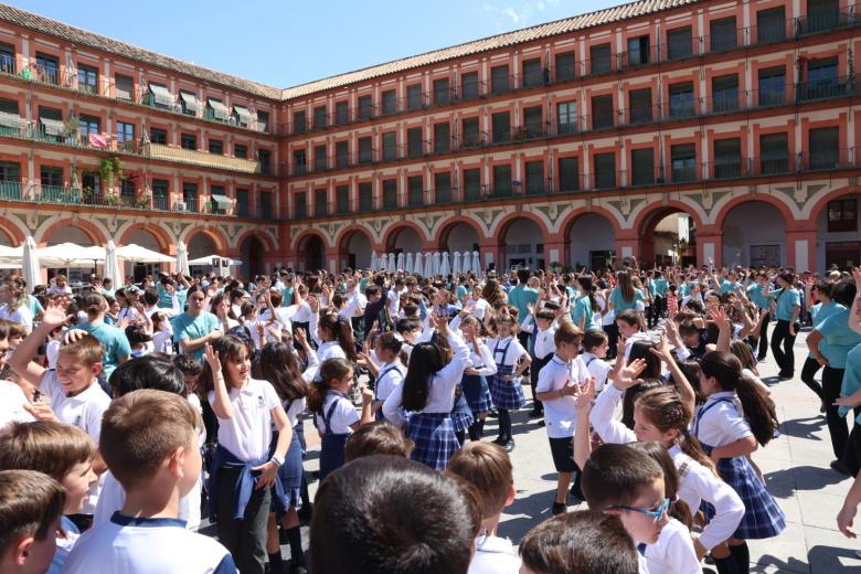 'flash mob' con motivo del Día Mundial de la Danza