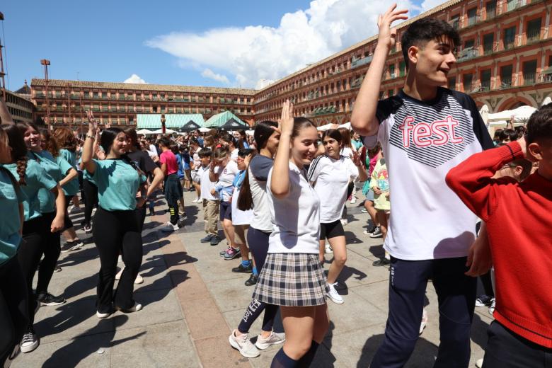 'flash mob' con motivo del Día Mundial de la Danza