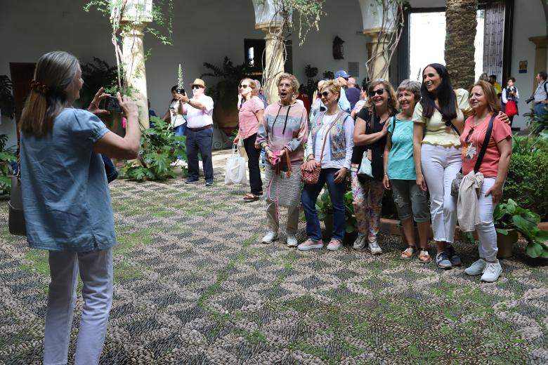 El Palacio de Viana celebra una jornada de puertas abiertas, con motivo del Festival de los Patios