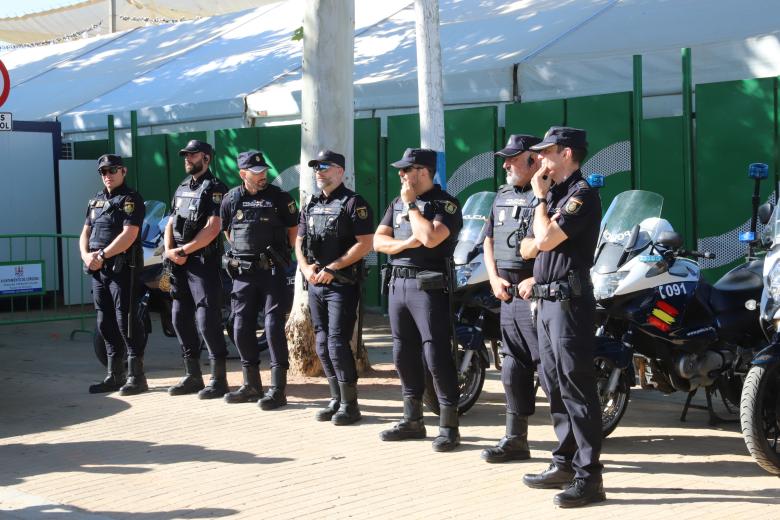 La visita a las oficinas de la comisaría conjunta del recinto de El Arenal, en imágenes