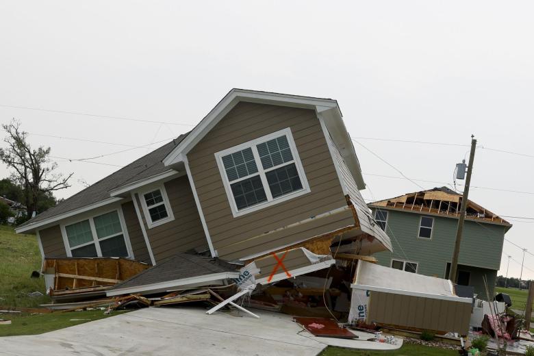 Muchas casas y familias se vieron perjudicadas por el tornado en Temple, Texas, EE.UU.