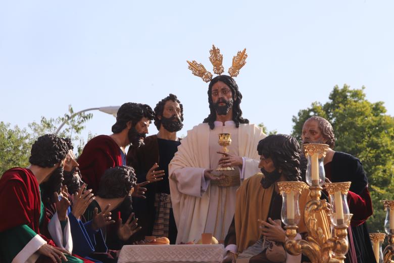 El traslado del misterio de la Sagrada Cena, en imágenes