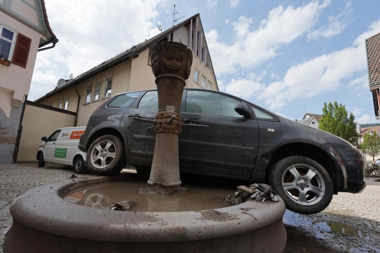 Al menos cinco personas han muerto desde que las fuertes lluvias causaron inundaciones en los estados de Baviera y Baden-Wurtemberg, en el sur de Alemania, según las autoridades