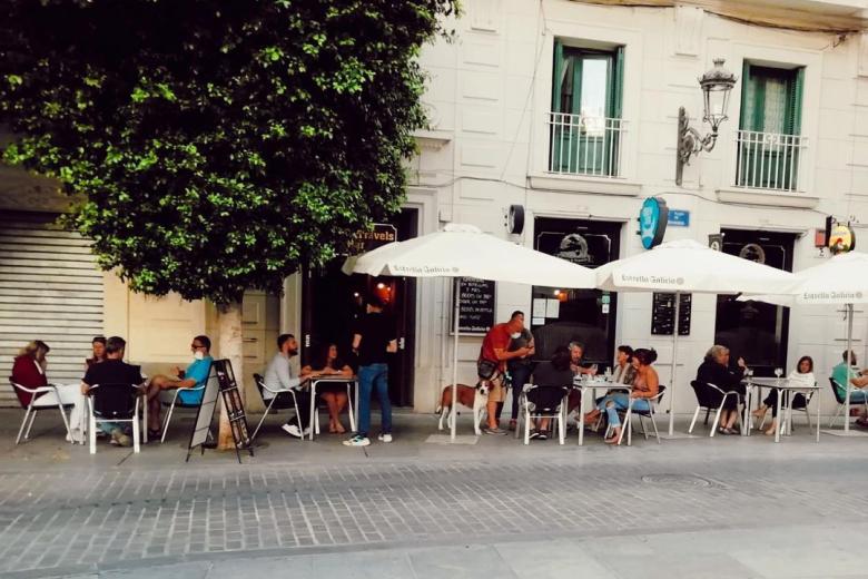 Fachada del bar Beers&Travels, en el barrio del Carmen de Valencia