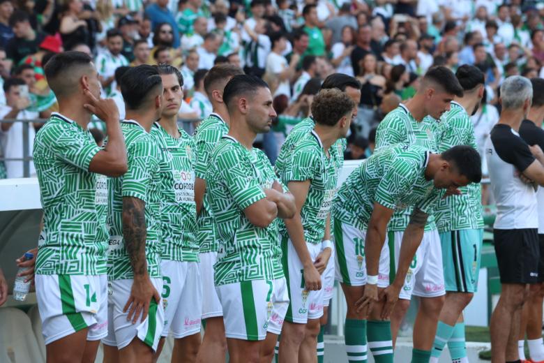 El partido entre el Córdoba y el Barça Atlètic, en imágenes