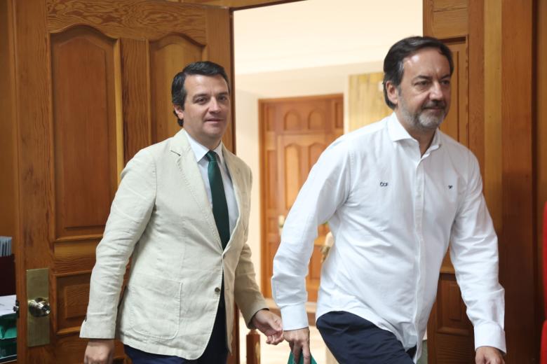 Visita del Córdoba CF al ayuntamiento de Córdoba