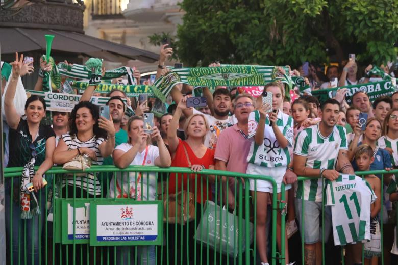 Y el Córdoba tocó el cielo en Las Tendillas