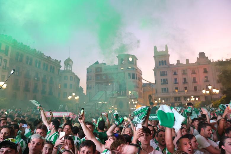 Y el Córdoba tocó el cielo en Las Tendillas