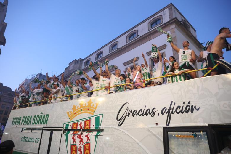 Y el Córdoba tocó el cielo en Las Tendillas