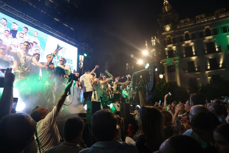 Y el Córdoba tocó el cielo en Las Tendillas