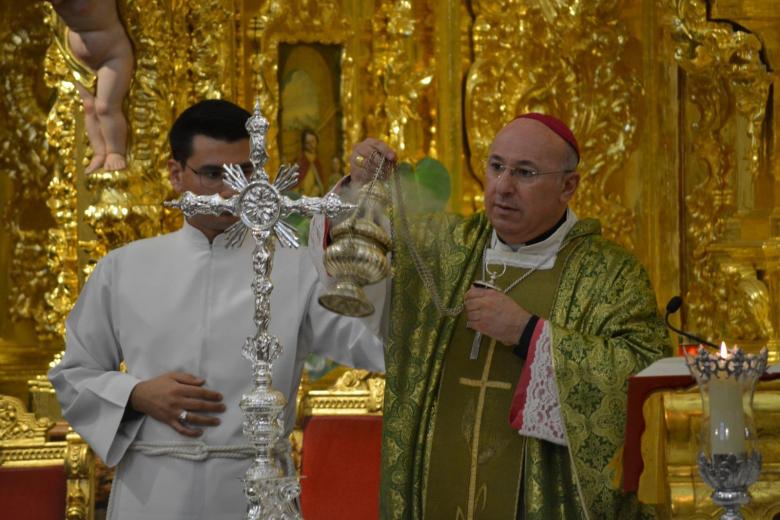 El obispo de Guadix preside una misa en la Quinta Angustia Francisco J. Orozco Córdoba