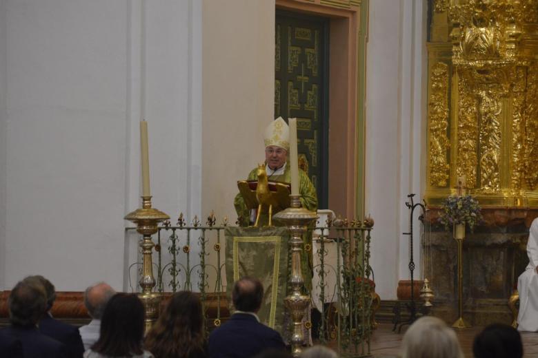 El obispo de Guadix preside una misa en la Quinta Angustia Francisco J. Orozco Córdoba