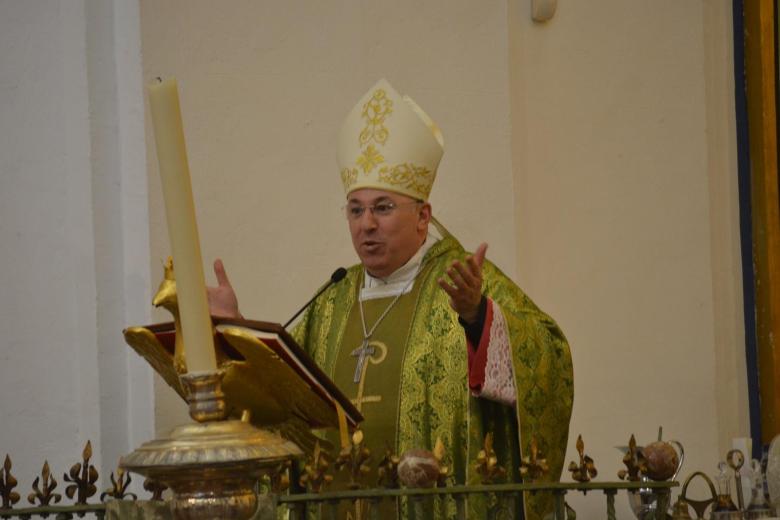 El obispo de Guadix preside una misa en la Quinta Angustia Francisco J. Orozco Córdoba