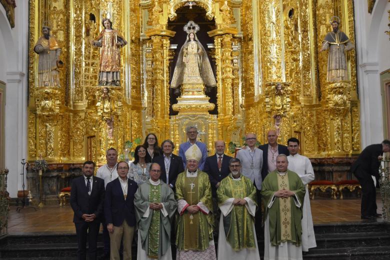 El obispo de Guadix preside una misa en la Quinta Angustia Francisco J. Orozco Córdoba