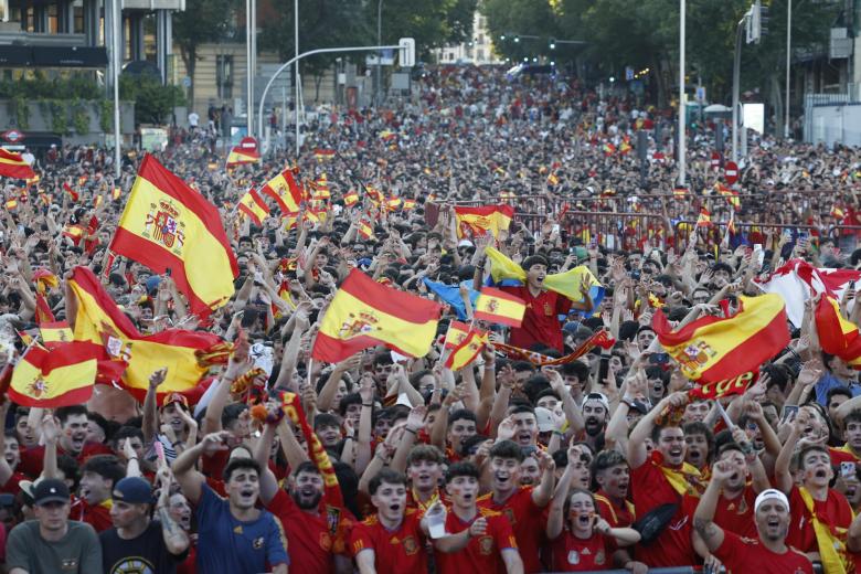 La Plaza de Colón, de Madrid, ha vuelto a responder a la llamada de la selección con un nuevo lleno