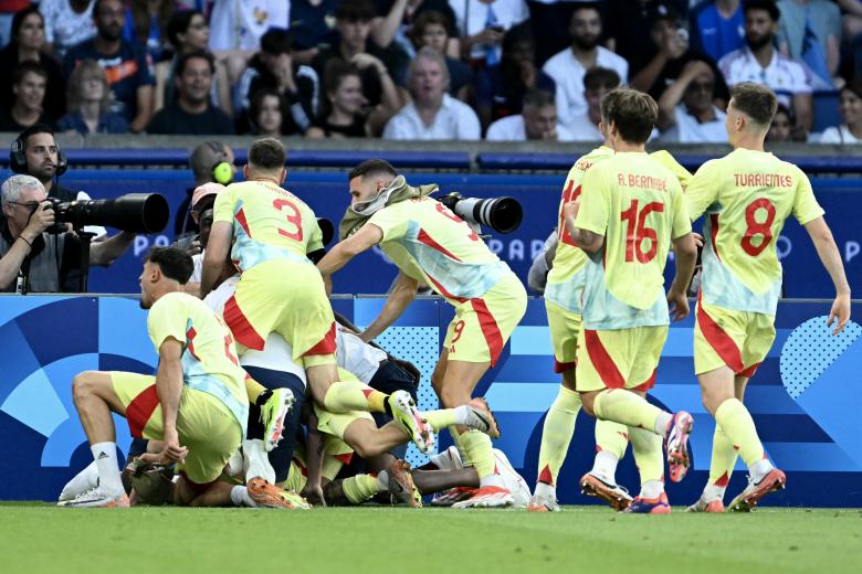 Sergio Camello le dio a España el gol de la victoria ante Francia en la final de los Juegos Olímpicos